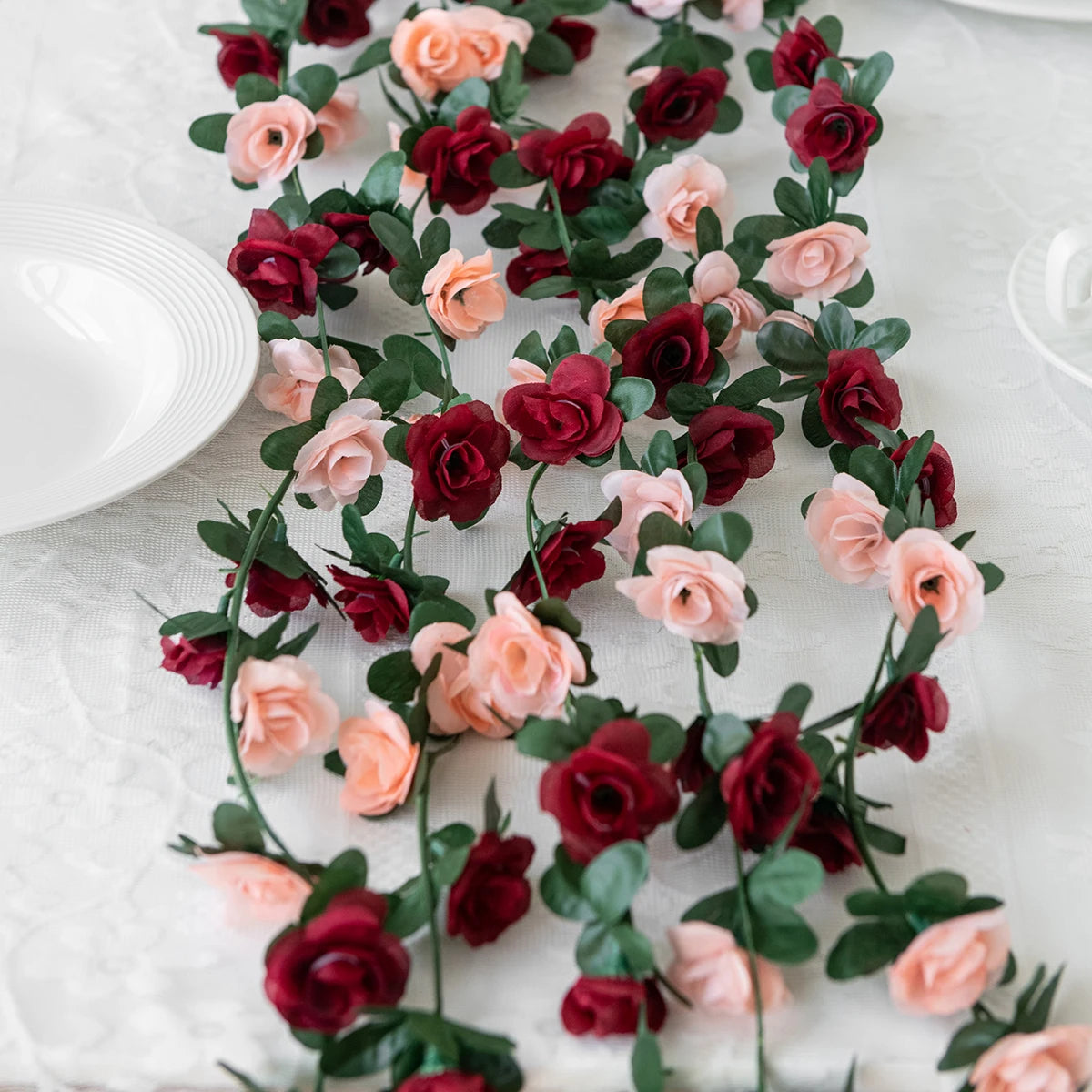 Guirlande de Roses Artificielles 250 cm – Décoration Élégante pour Souccah