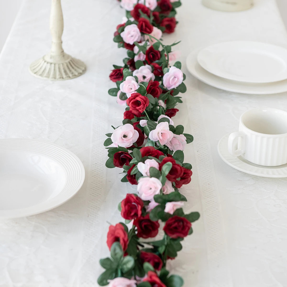 Guirlande de Roses Artificielles 250 cm – Décoration Élégante pour Souccah